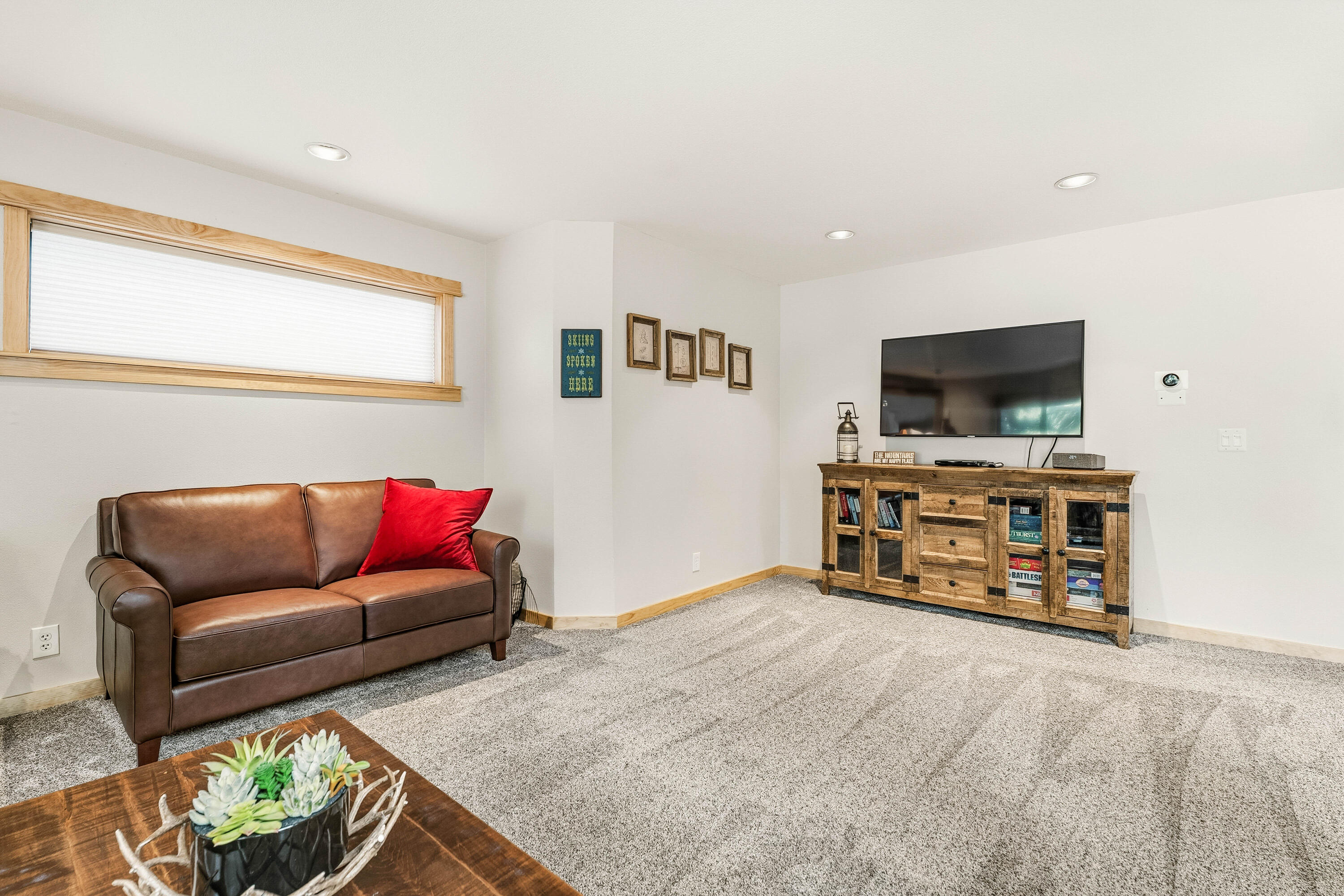 Mtn Village East - Residential