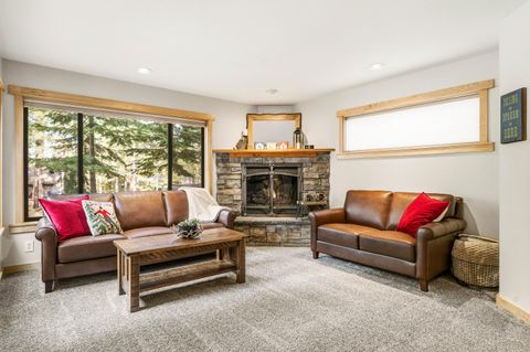 Tiny photo for 57557 Lupine Lane #7, Sunriver, OR 97707 (MLS # 220212421)