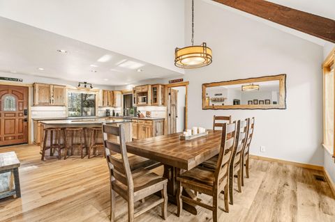 Tiny photo for 57557 Lupine Lane #7, Sunriver, OR 97707 (MLS # 220212421)