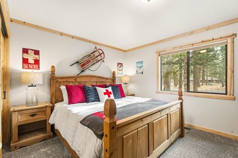 Tiny photo for 57557 Lupine Lane #7, Sunriver, OR 97707 (MLS # 220212421)