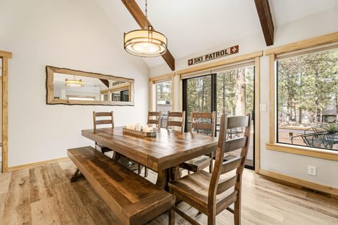Tiny photo for 57557 Lupine Lane #7, Sunriver, OR 97707 (MLS # 220212421)