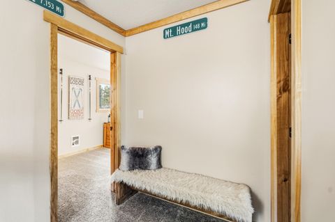 Tiny photo for 57557 Lupine Lane #7, Sunriver, OR 97707 (MLS # 220212421)