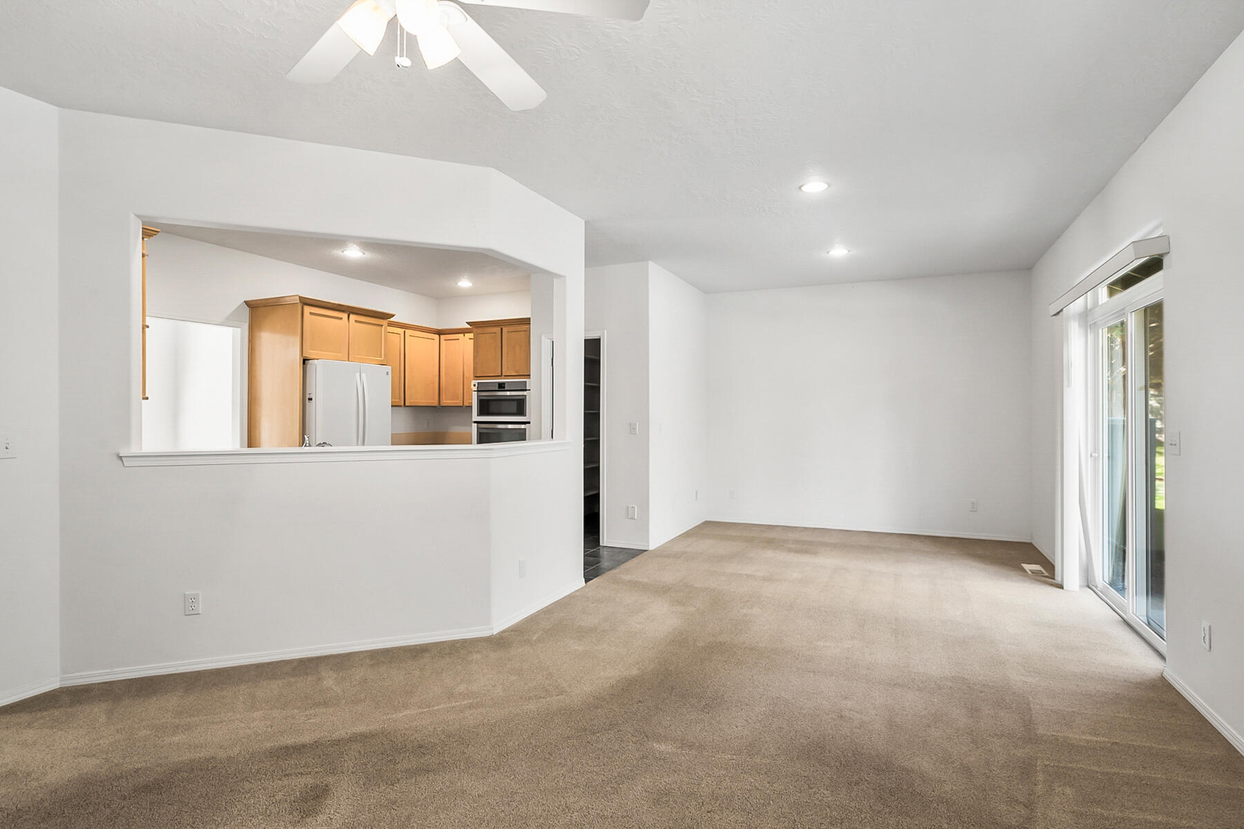 Eagle Crest - Residential