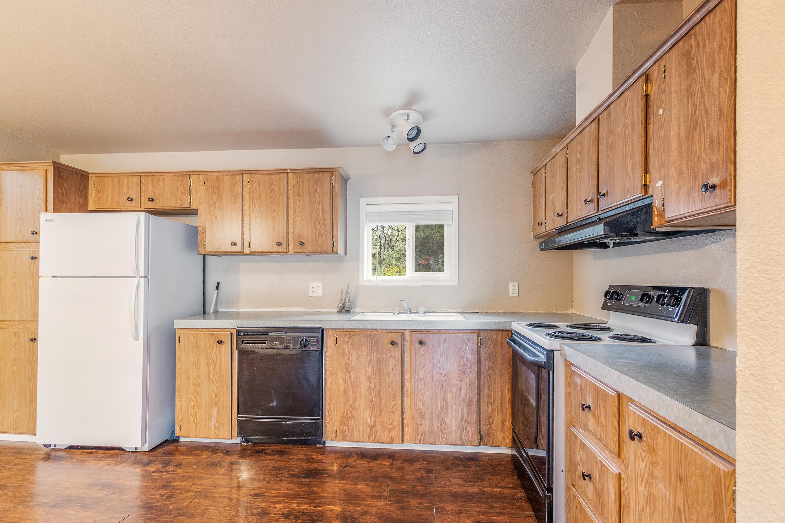 Romaine Village - Residential