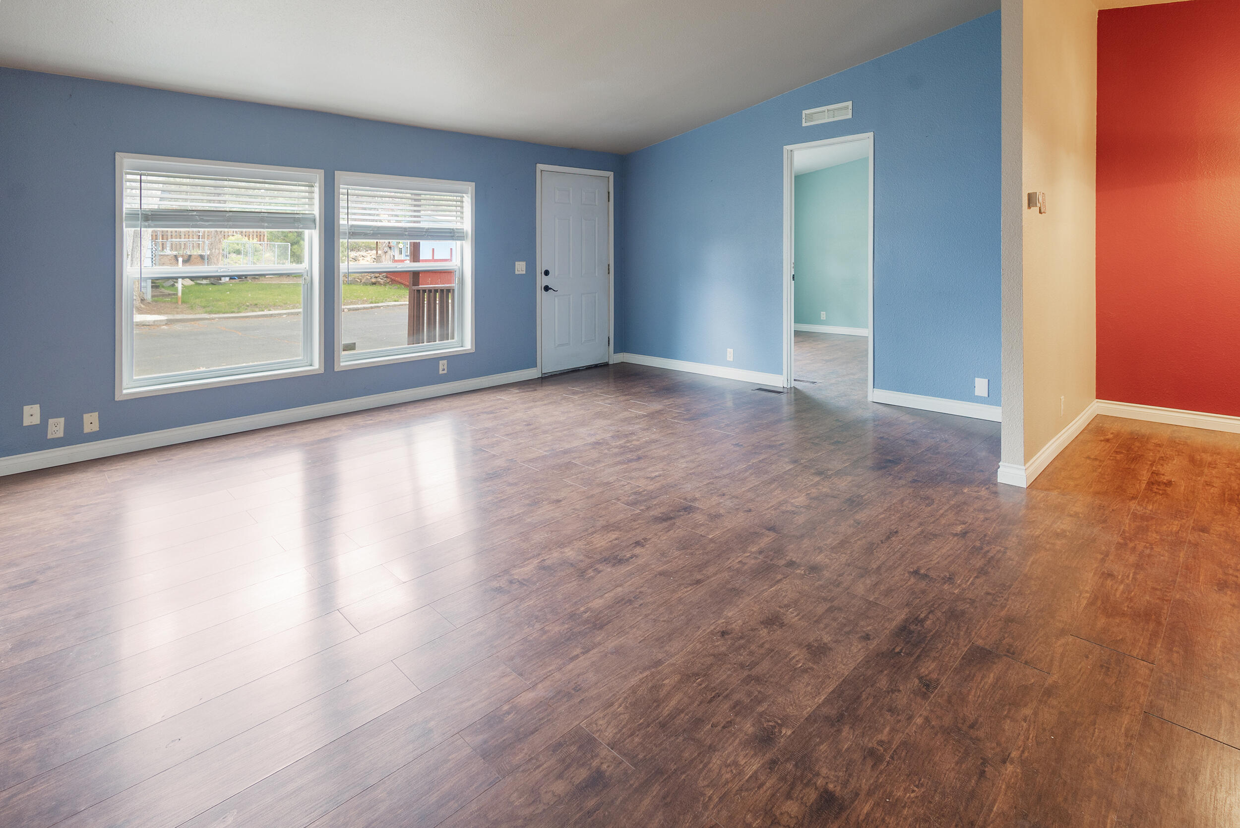 Romaine Village - Residential