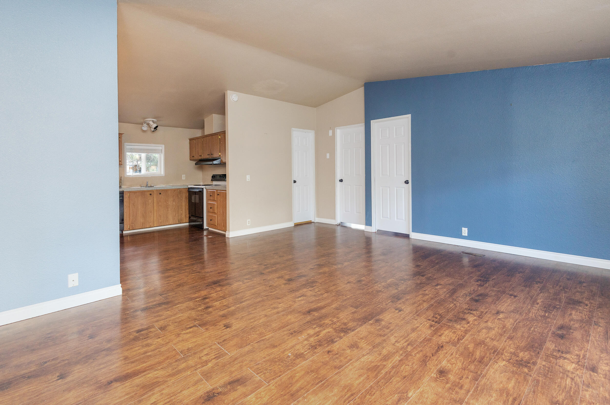 Romaine Village - Residential