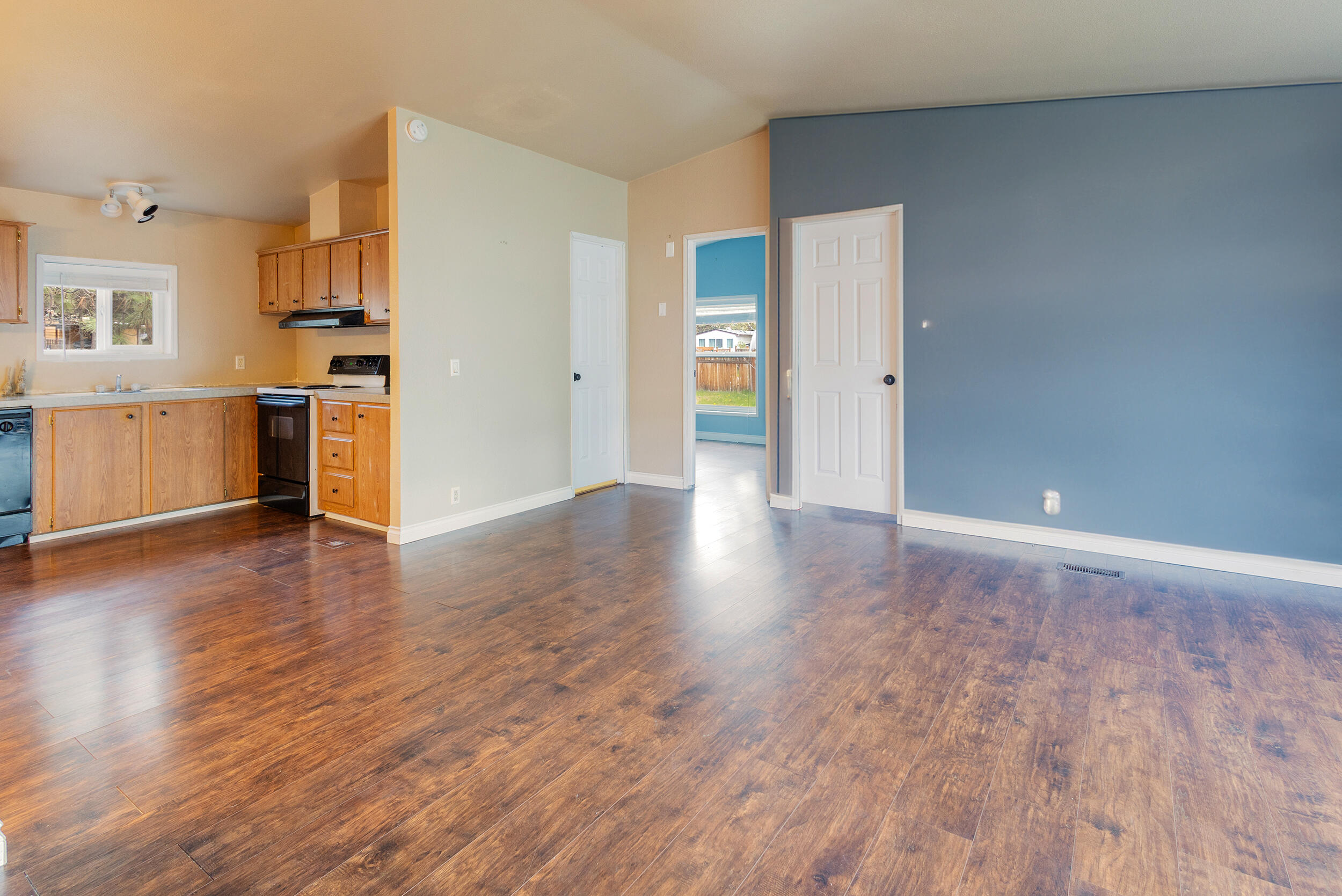 Romaine Village - Residential