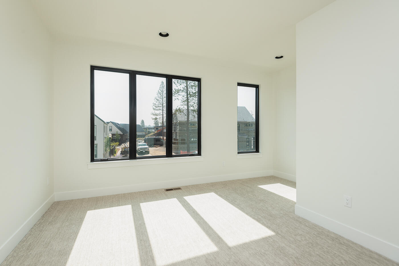 Discovery West Phase 4 - Residential