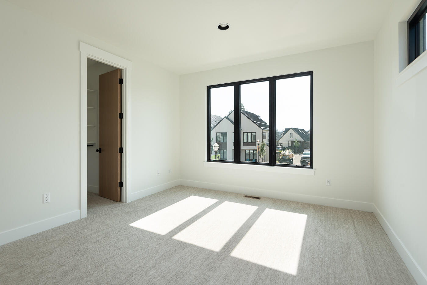 Discovery West Phase 4 - Residential