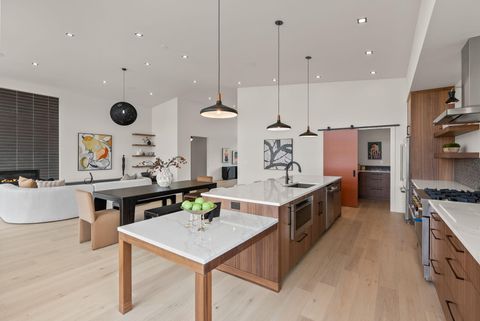 Tiny photo for 3122 NW Crossing Drive, Bend, OR 97703 (MLS # 220212928)