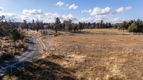 Tiny photo for 62262 Chickadee Lane, Bend, OR 97701 (MLS # 220212403)