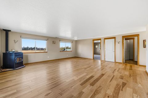 Tiny photo for 62262 Chickadee Lane, Bend, OR 97701 (MLS # 220212403)