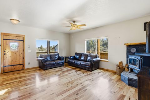 Tiny photo for 62262 Chickadee Lane, Bend, OR 97701 (MLS # 220212403)