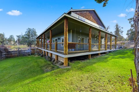 Tiny photo for 62262 Chickadee Lane, Bend, OR 97701 (MLS # 220212403)