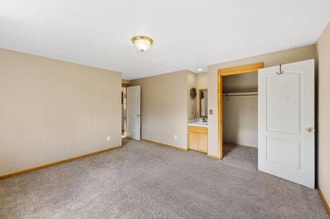 Tiny photo for 62262 Chickadee Lane, Bend, OR 97701 (MLS # 220212403)