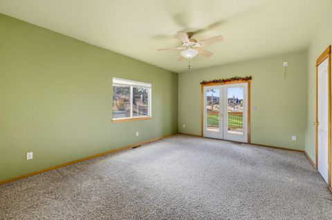 Tiny photo for 62262 Chickadee Lane, Bend, OR 97701 (MLS # 220212403)