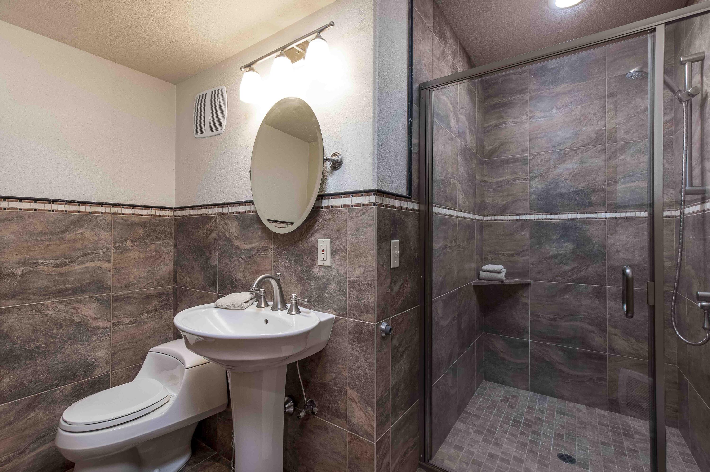 Fairway Point Villag - Residential