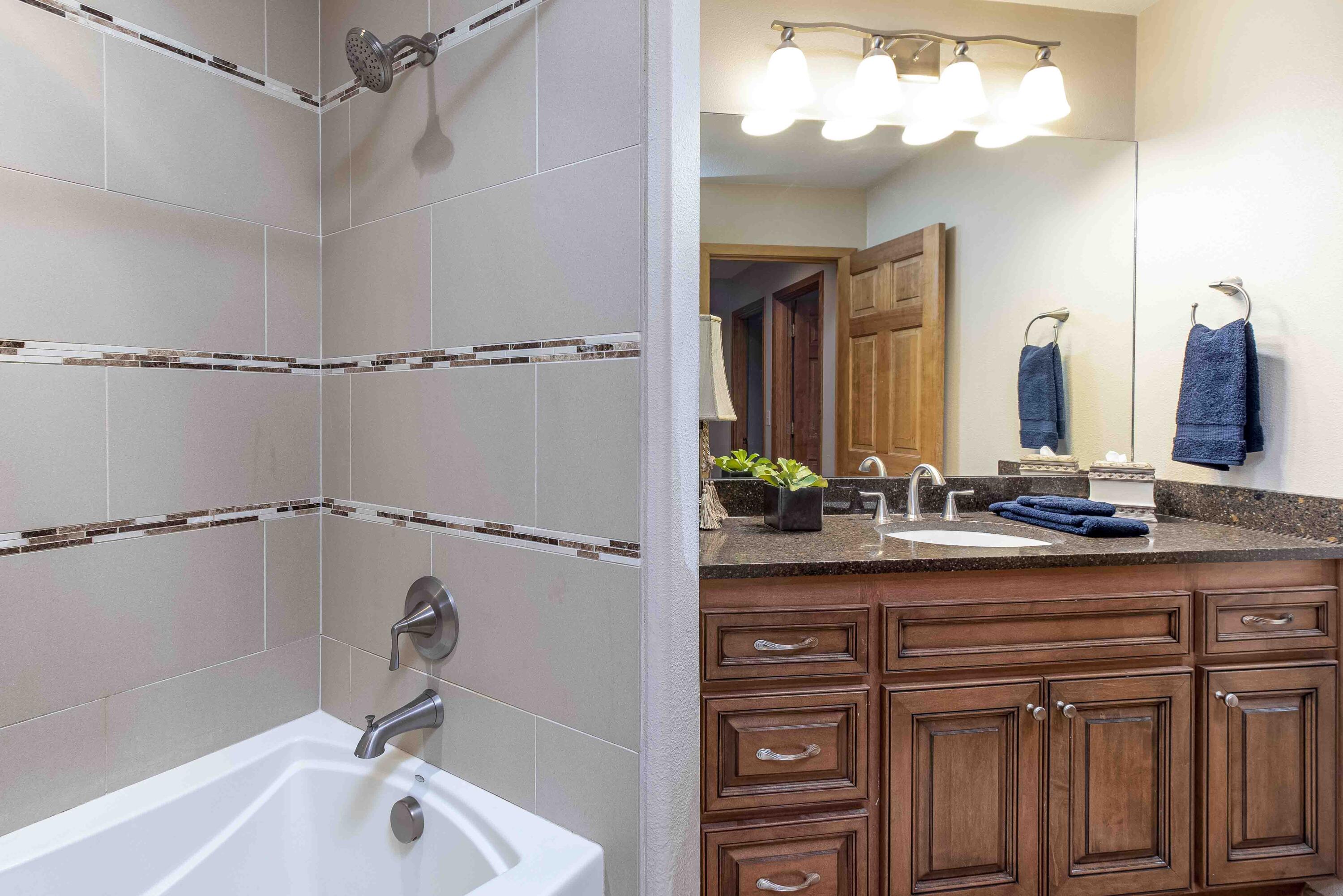 Fairway Point Villag - Residential