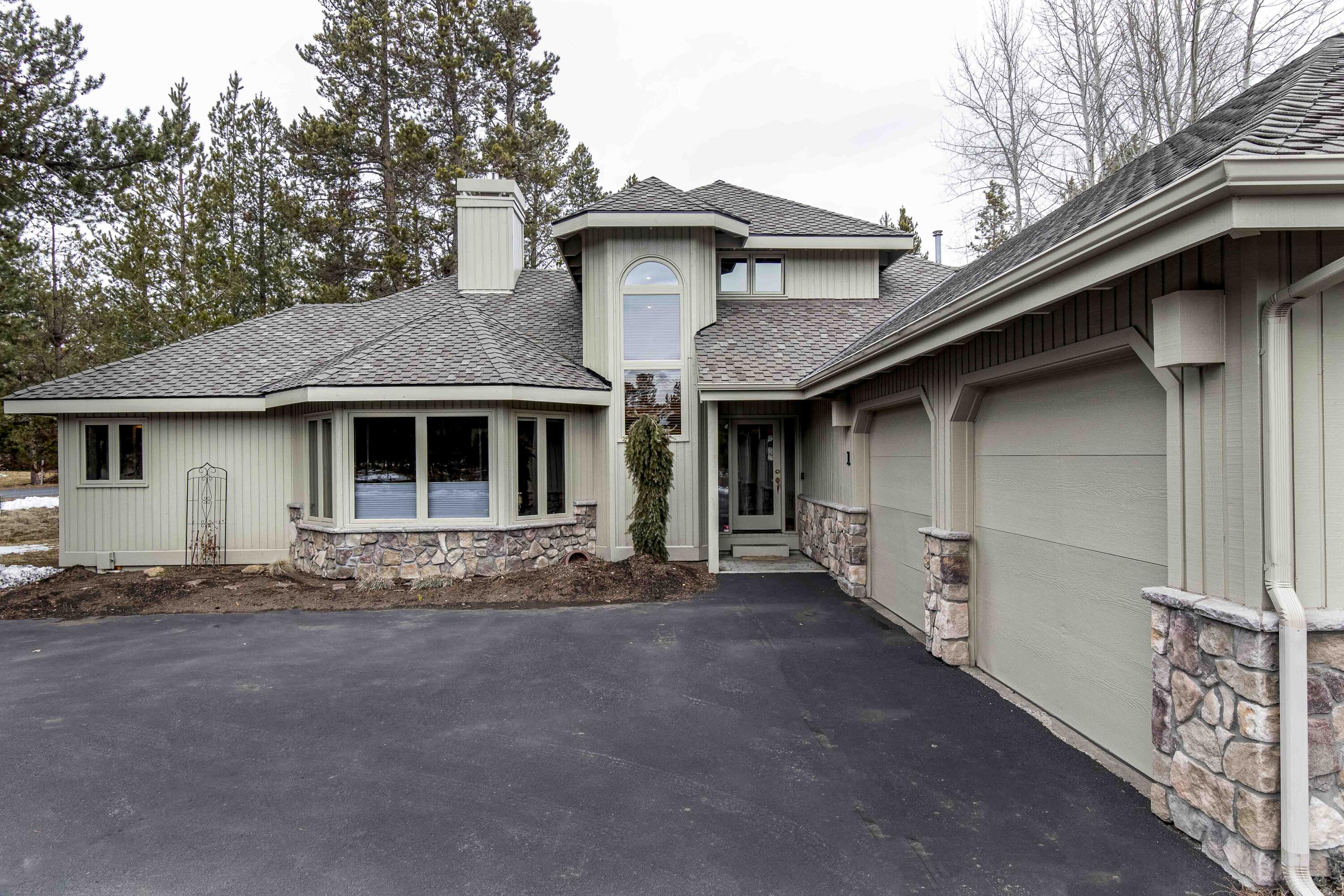 Fairway Point Villag - Residential