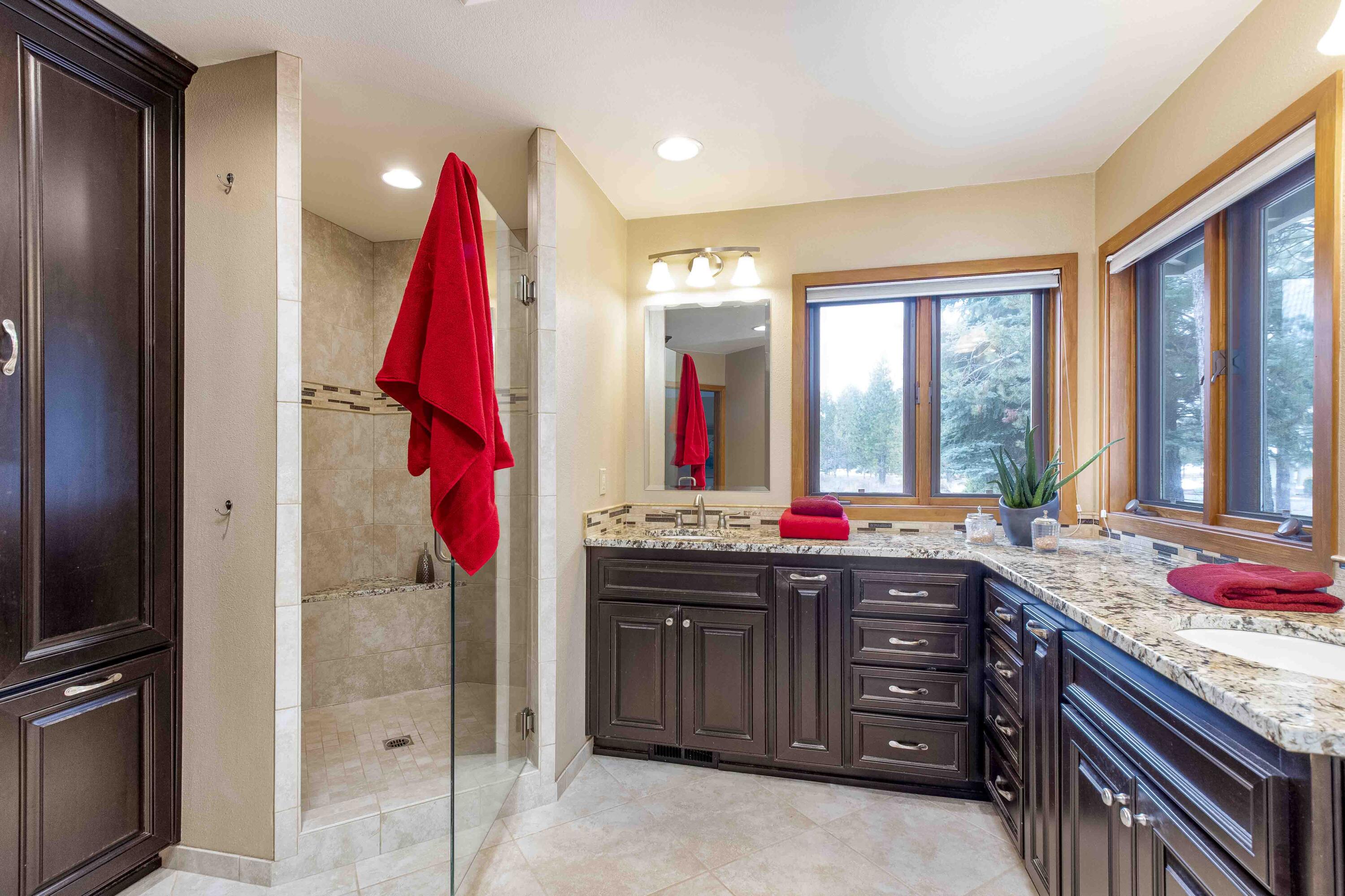 Fairway Point Villag - Residential