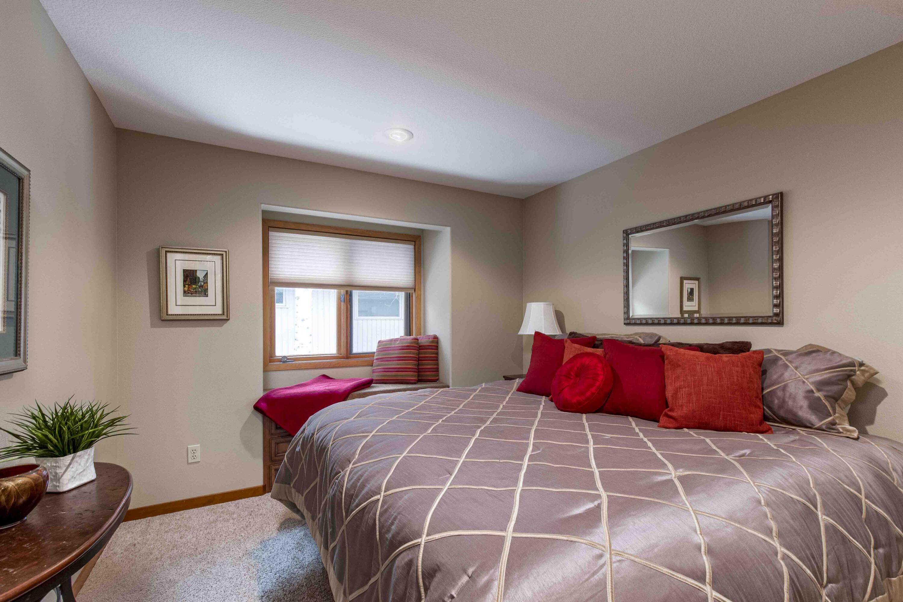 Fairway Point Villag - Residential