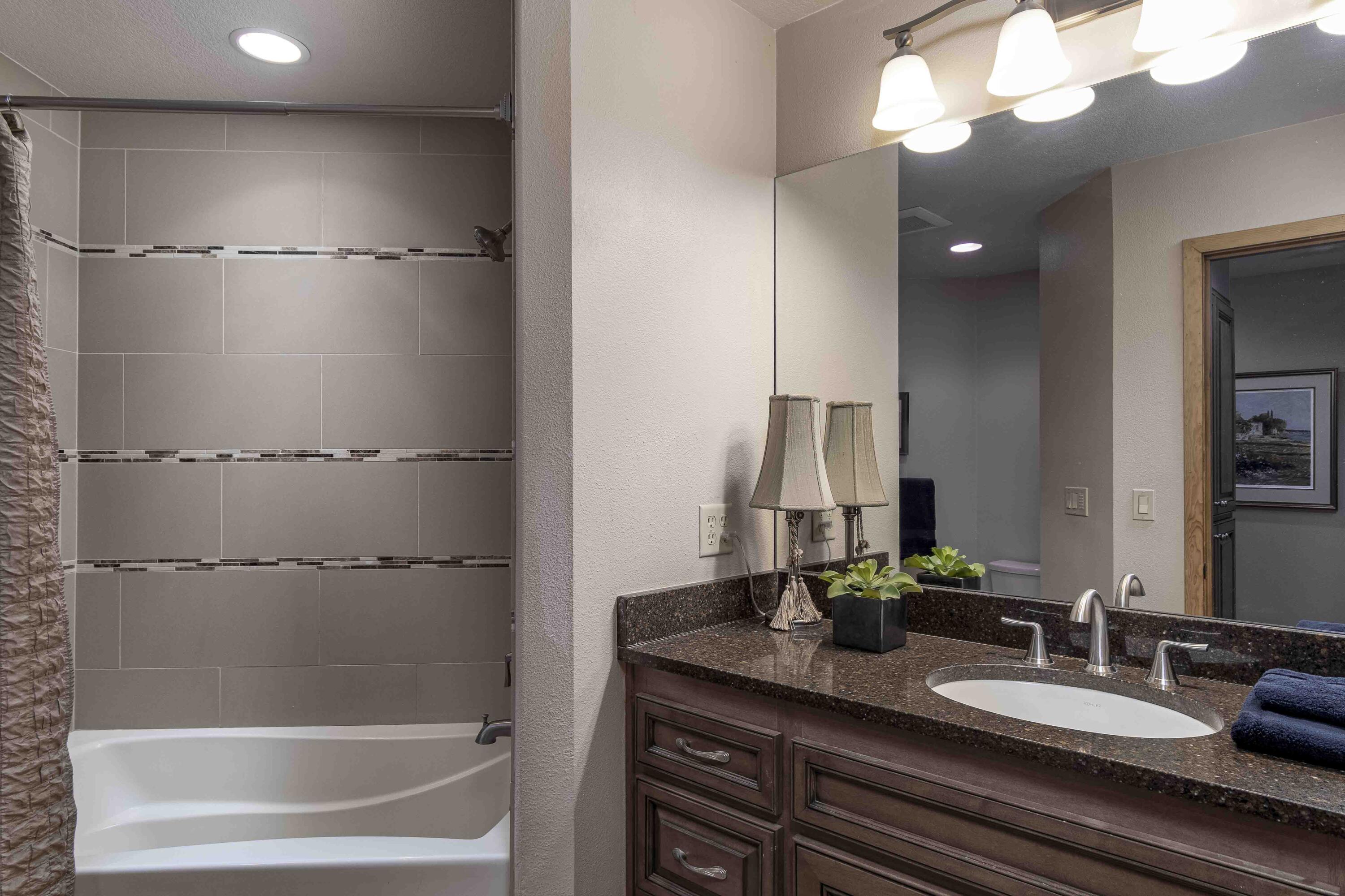 Fairway Point Villag - Residential