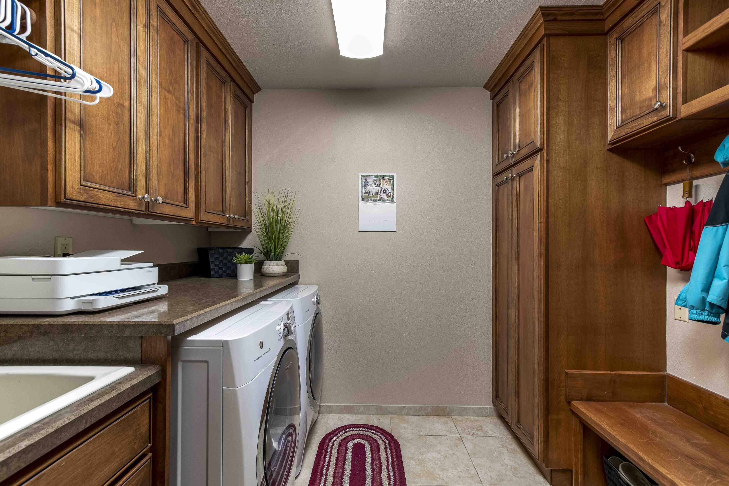 Fairway Point Villag - Residential