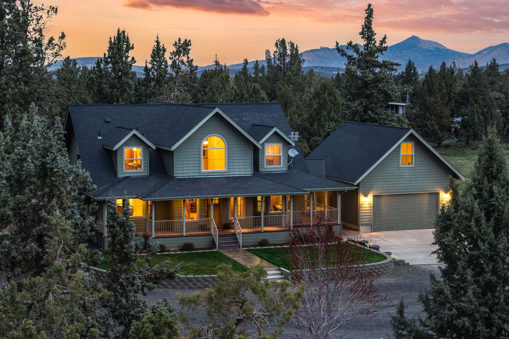 4690 W Antler Avenue