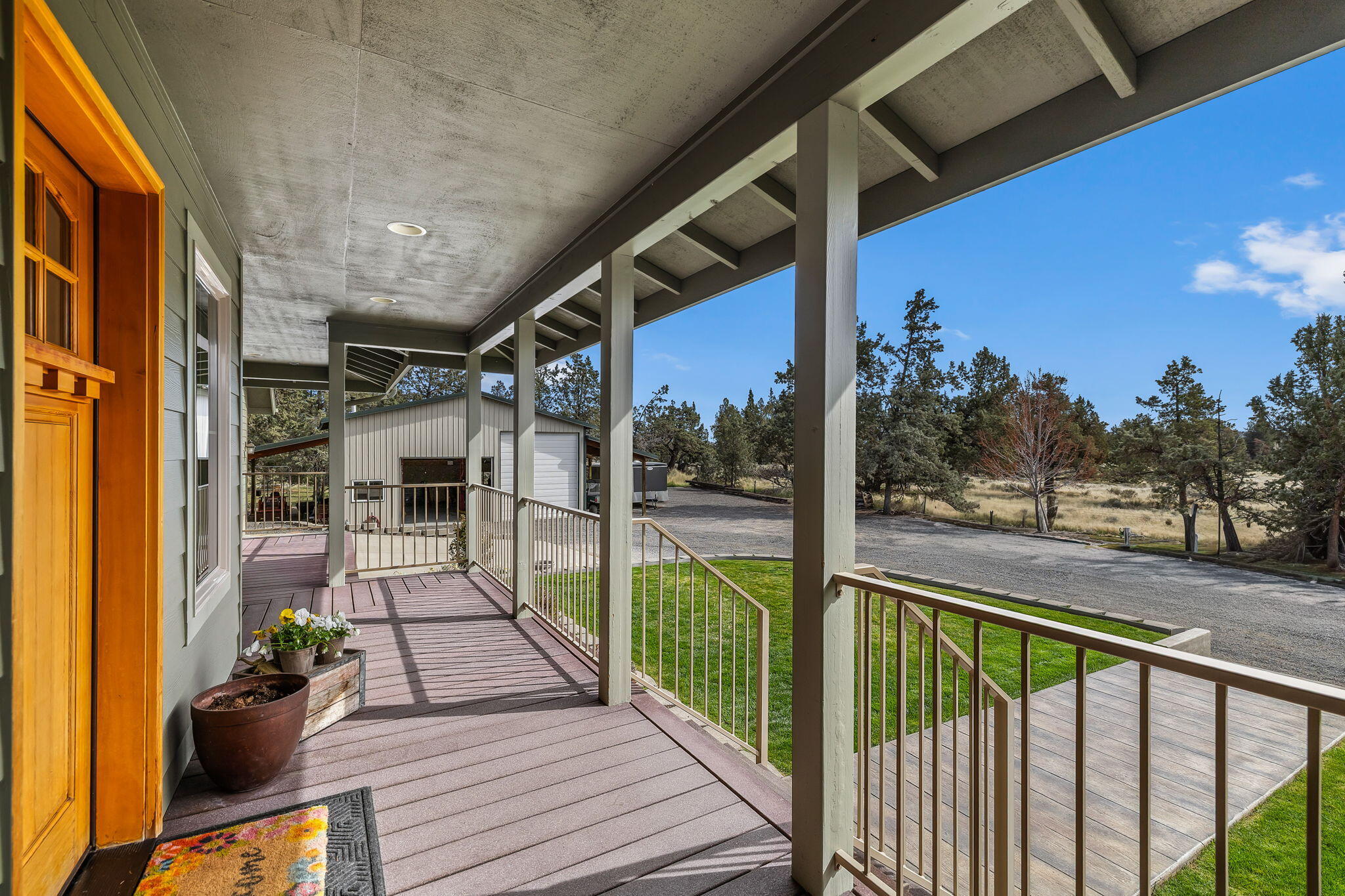 4690 W Antler Avenue