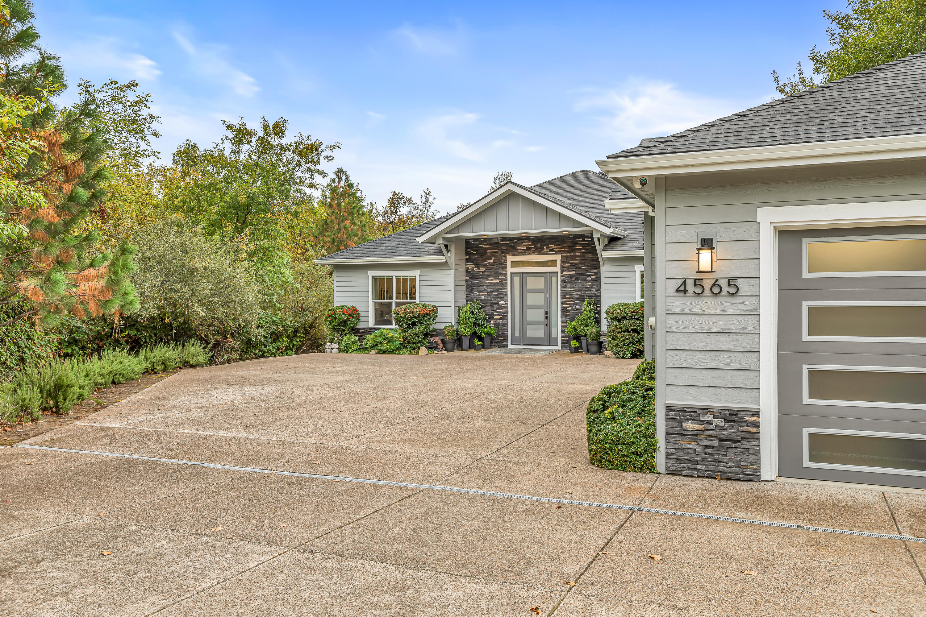 Meadows At Creekwood Village Phases 1And 2 - Residential