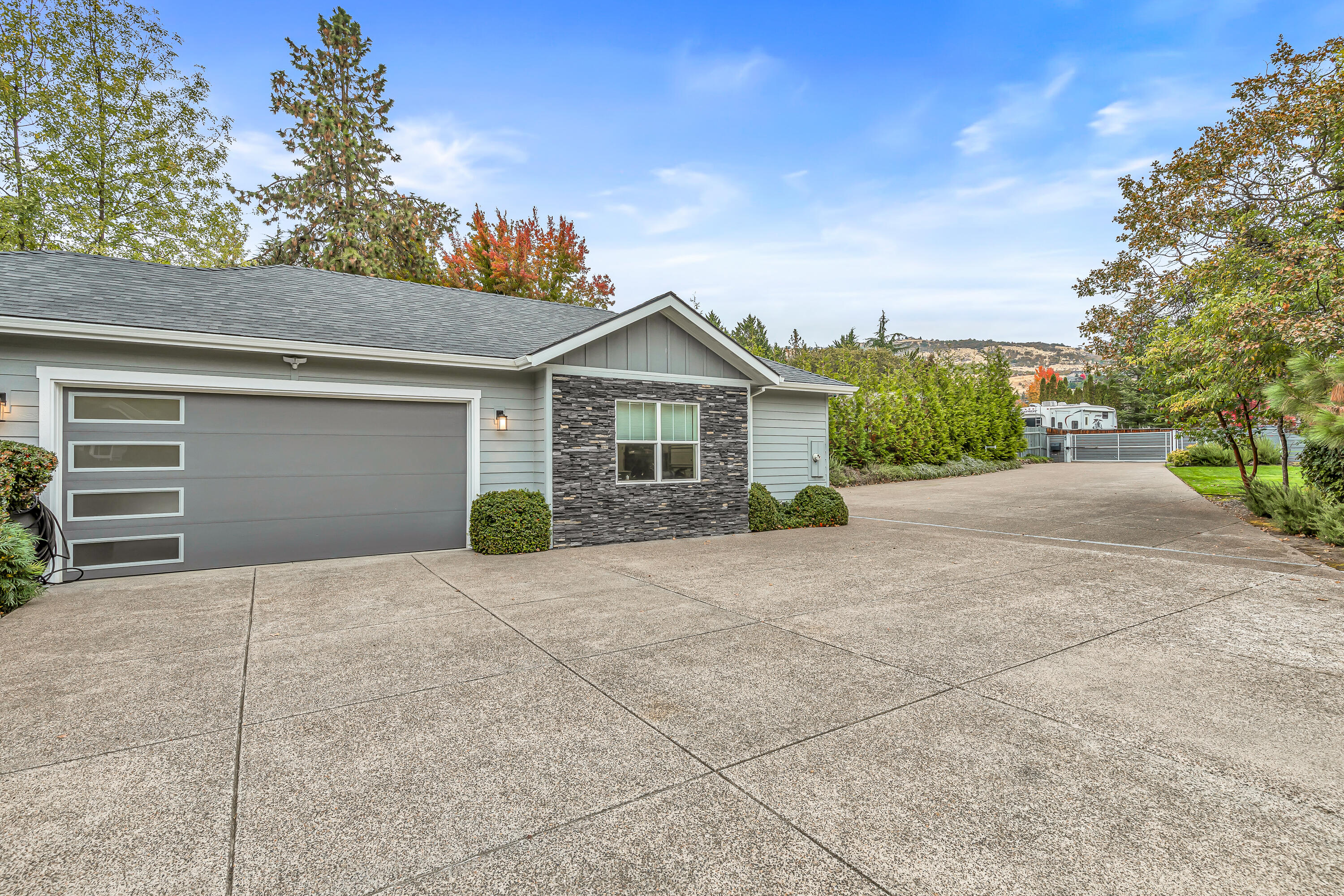 Meadows At Creekwood Village Phases 1And 2 - Residential