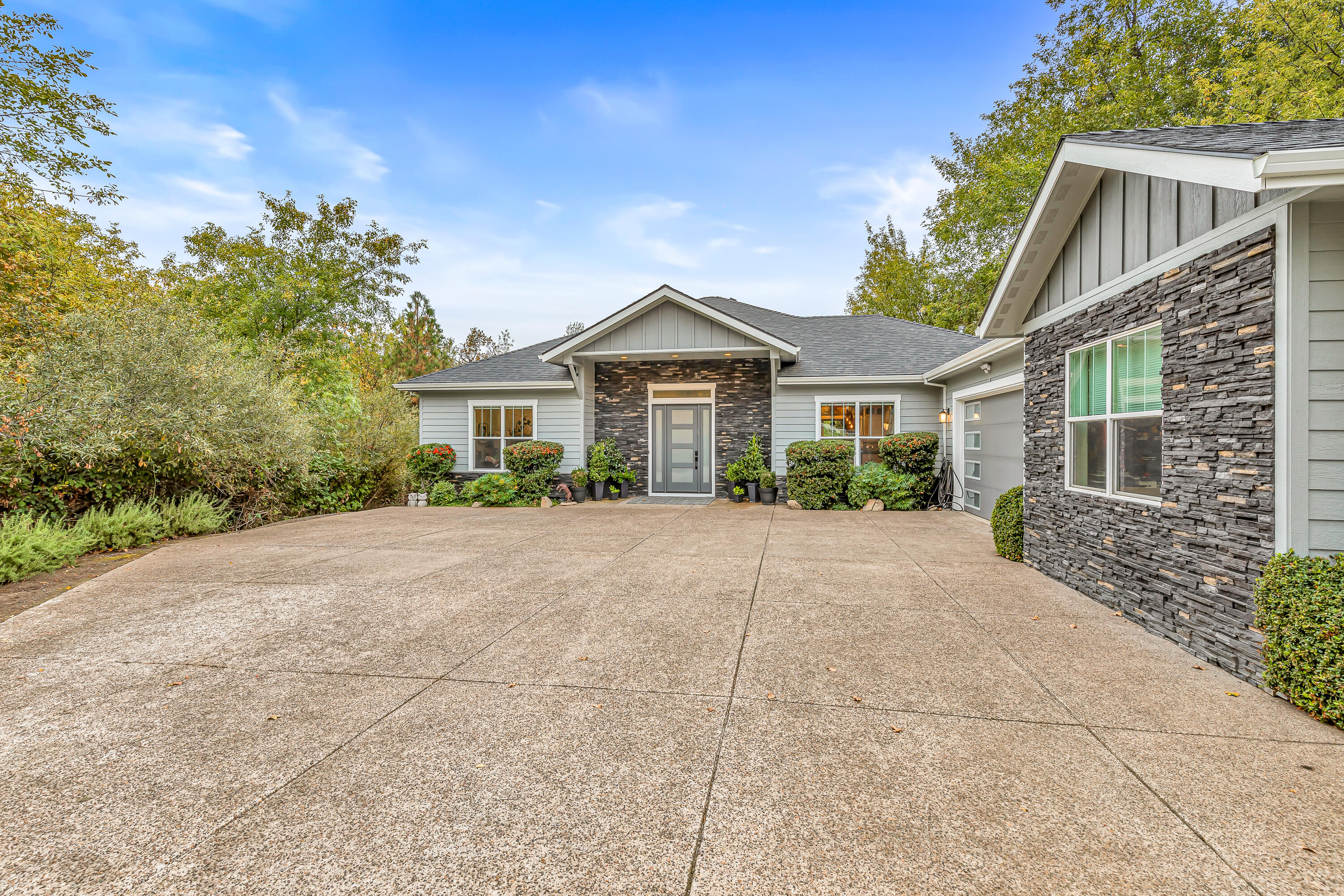 Meadows At Creekwood Village Phases 1And 2 - Residential