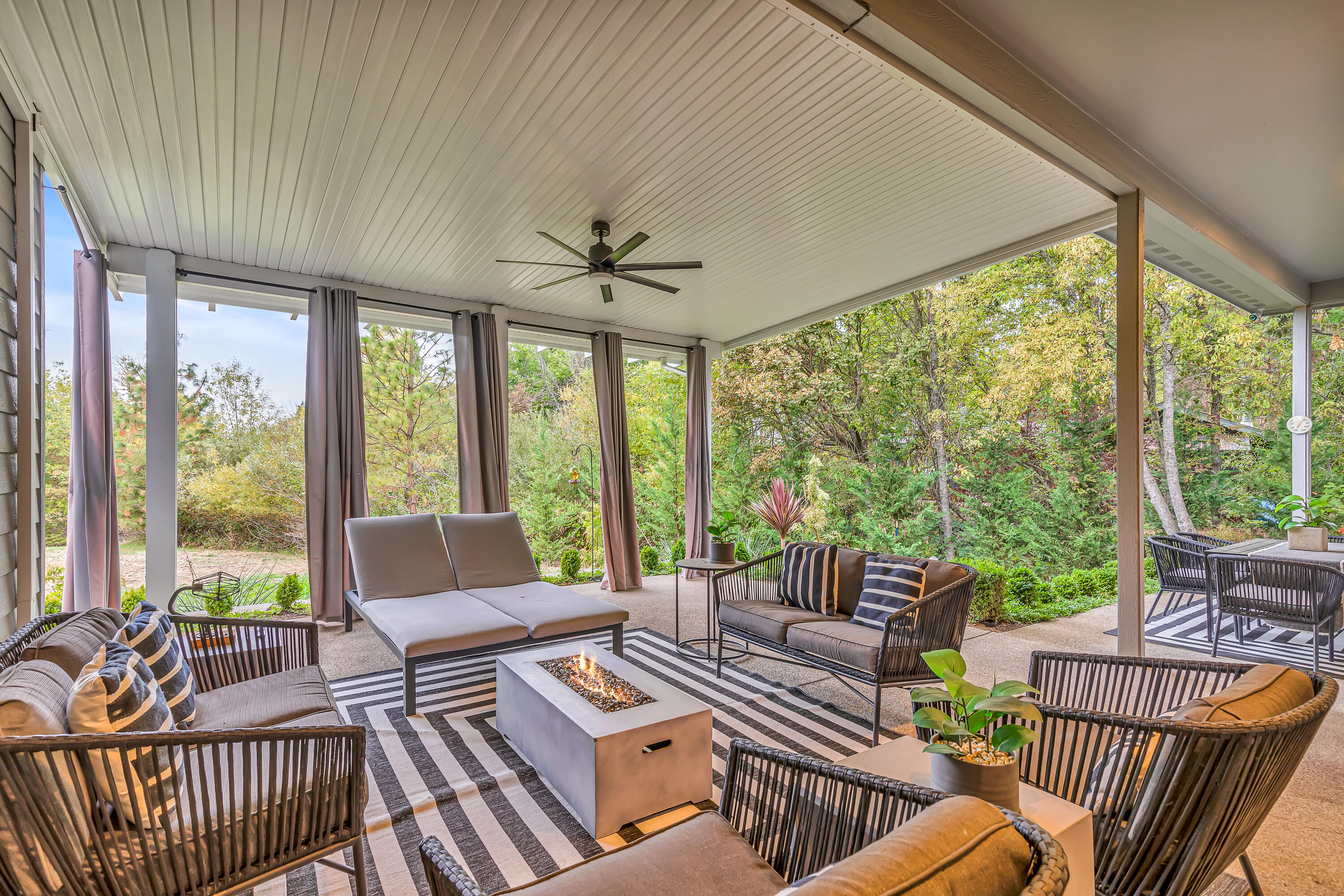 Meadows At Creekwood Village Phases 1And 2 - Residential