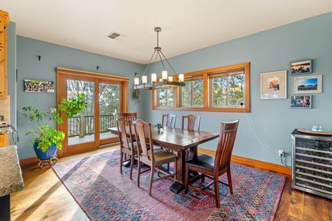 Tiny photo for 252 Frontier Lane, Grants Pass, OR 97526 (MLS # 220215170)