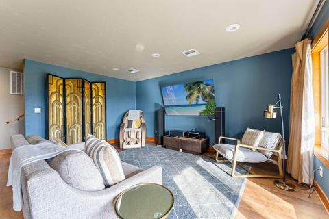 Tiny photo for 252 Frontier Lane, Grants Pass, OR 97526 (MLS # 220215170)