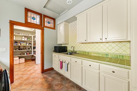 Tiny photo for 252 Frontier Lane, Grants Pass, OR 97526 (MLS # 220215170)