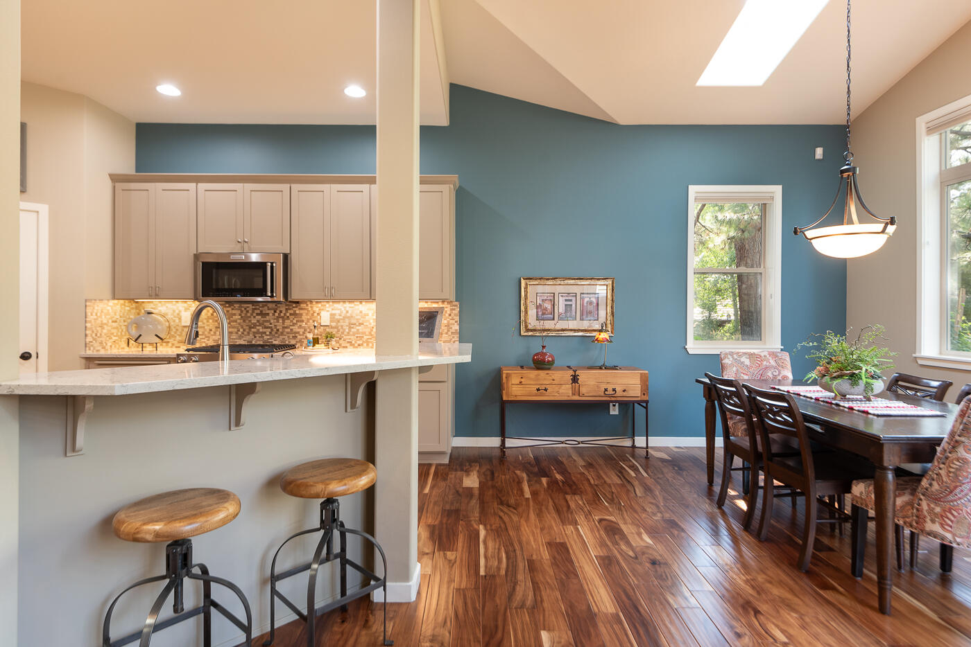 Broken Top - Residential