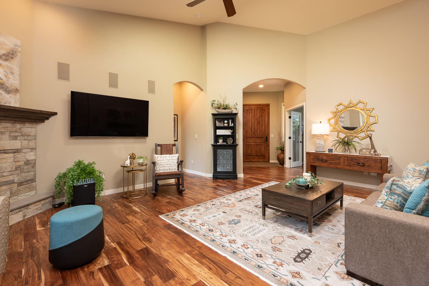 Broken Top - Residential