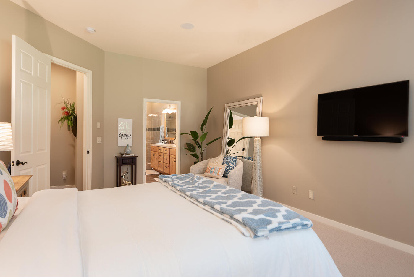 Broken Top - Residential