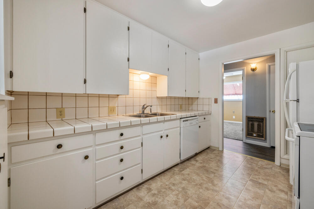 Klamath Falls -Hot Springs Addition - Residential Income