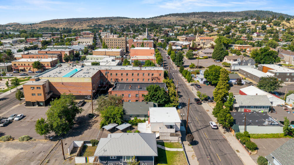 Klamath Falls -Hot Springs Addition - Residential Income