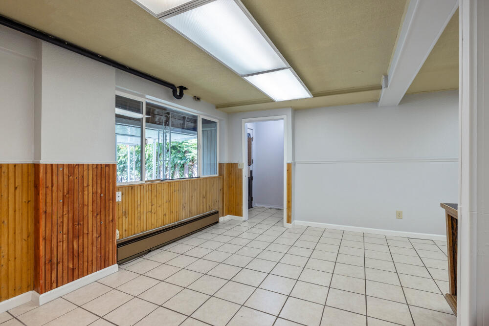 Klamath Falls -Hot Springs Addition - Residential Income