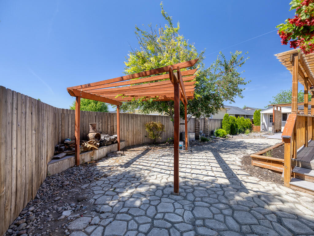 Regency Estates - Residential