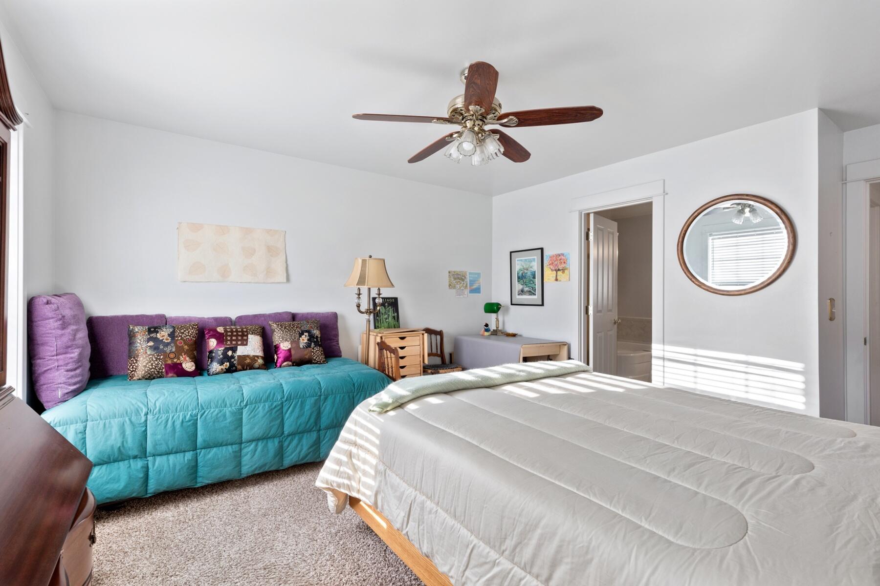 Siskiyou Springs Luxury Townhomes - Residential