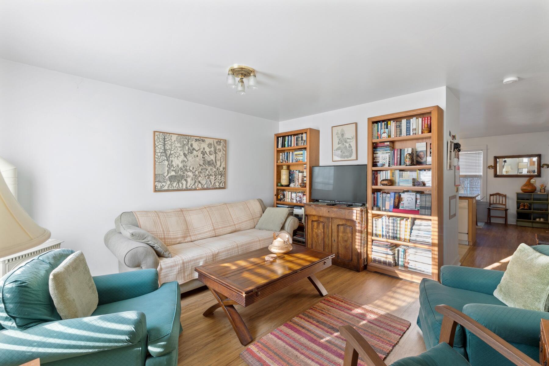 Siskiyou Springs Luxury Townhomes - Residential