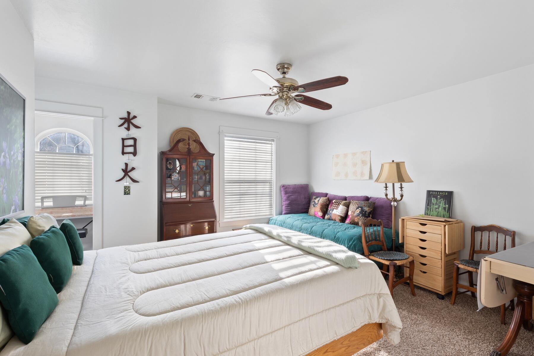 Siskiyou Springs Luxury Townhomes - Residential