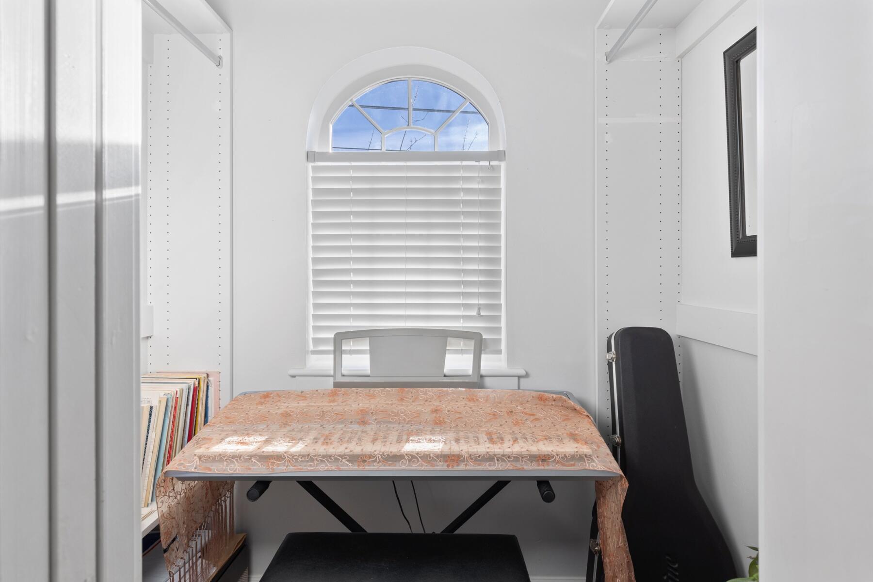 Siskiyou Springs Luxury Townhomes - Residential