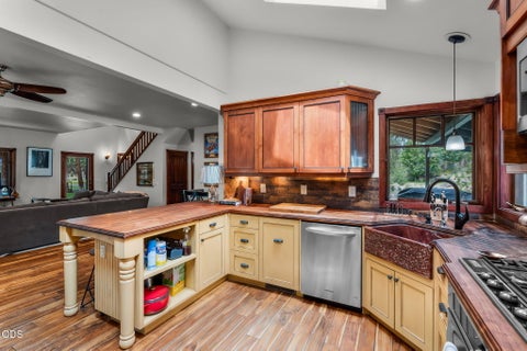 Tiny photo for 16440 Fair Mile Road, Sisters, OR 97759 (MLS # 220223800)