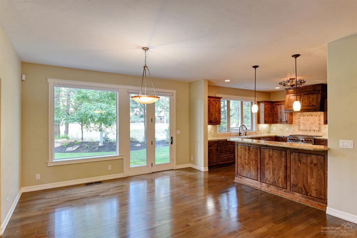 Broken Top - Residential