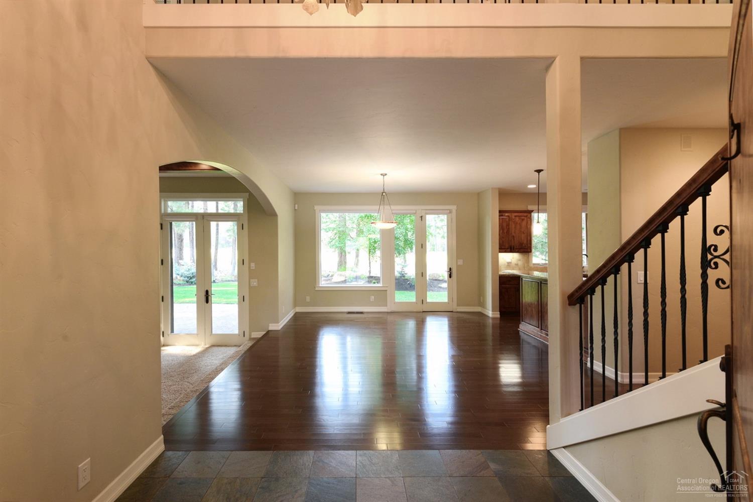 Broken Top - Residential